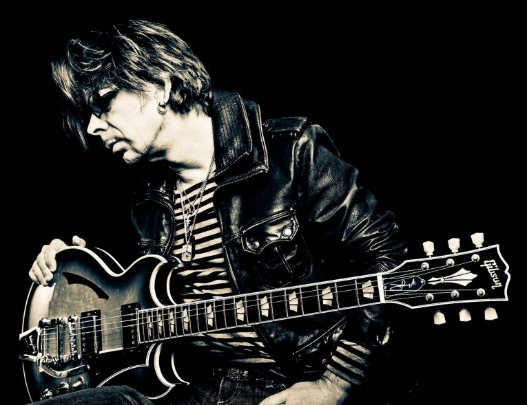 Johnny A. announces Just Me And My Guitars West Coast Tour dates, Rock and Blues Muse, Gibson guitarist, Rock and Blues Muse