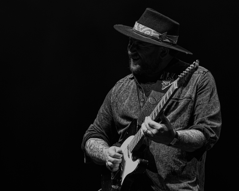 Josh Smith, blues guitar virtuoso, Interview, Martine Ehrenclou, Rock and Blues Muse