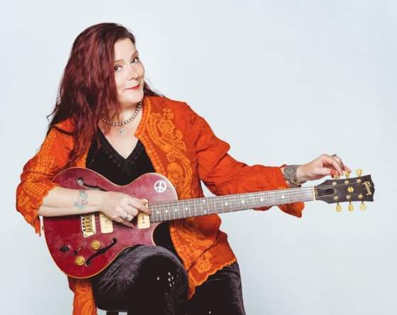 Alligator Records Signs Carolyn Wonderland Texas Guitar Slinger, Singer ...