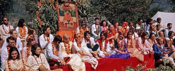 The Beatles Maharishi photo