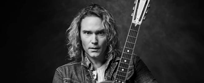 Philip Sayce, photo, The Wolves Are Coming