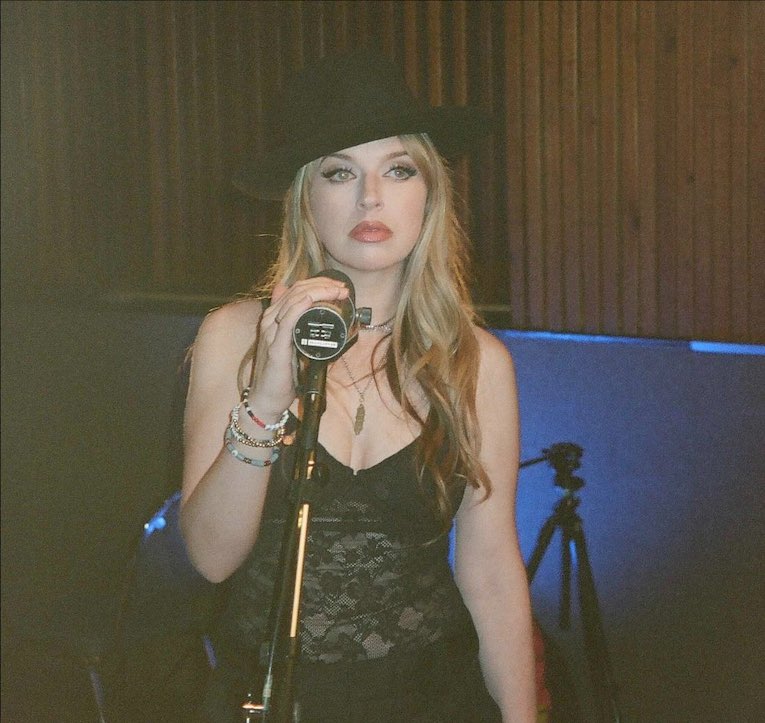 ZZ Ward Releases New Single 'Mother'